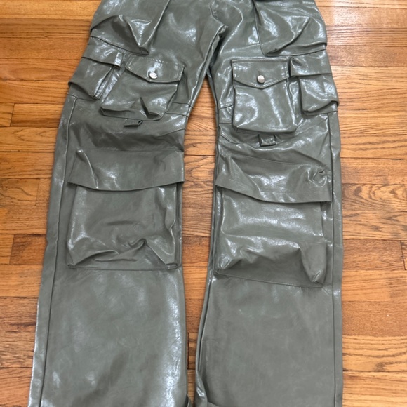 Faux leather pants - Picture 5 of 5